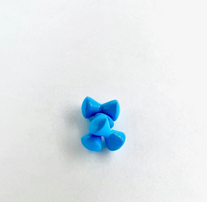 Aqua Flies Intruder Eyes – 4mm in kingfisher blue, ideal for cool-toned flies targeting aggressive fish in clear or glacial water.