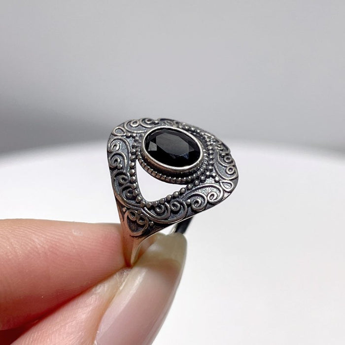 Black Tourmaline / 1pc