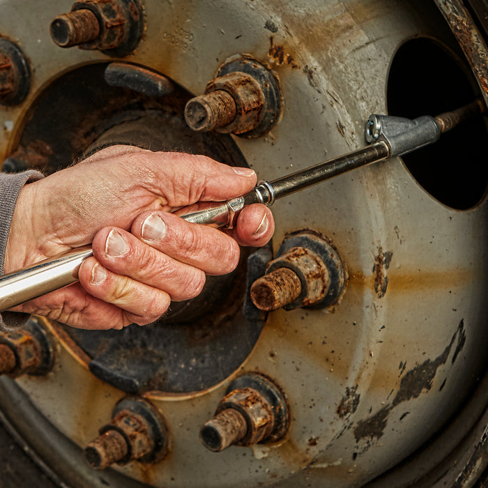 Straight Foot Dual-Head Chuck Service Gauge