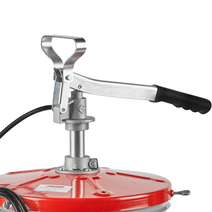 ZE550 - Manual Grease Pump (1.2 Ounces Per 28 Strokes)